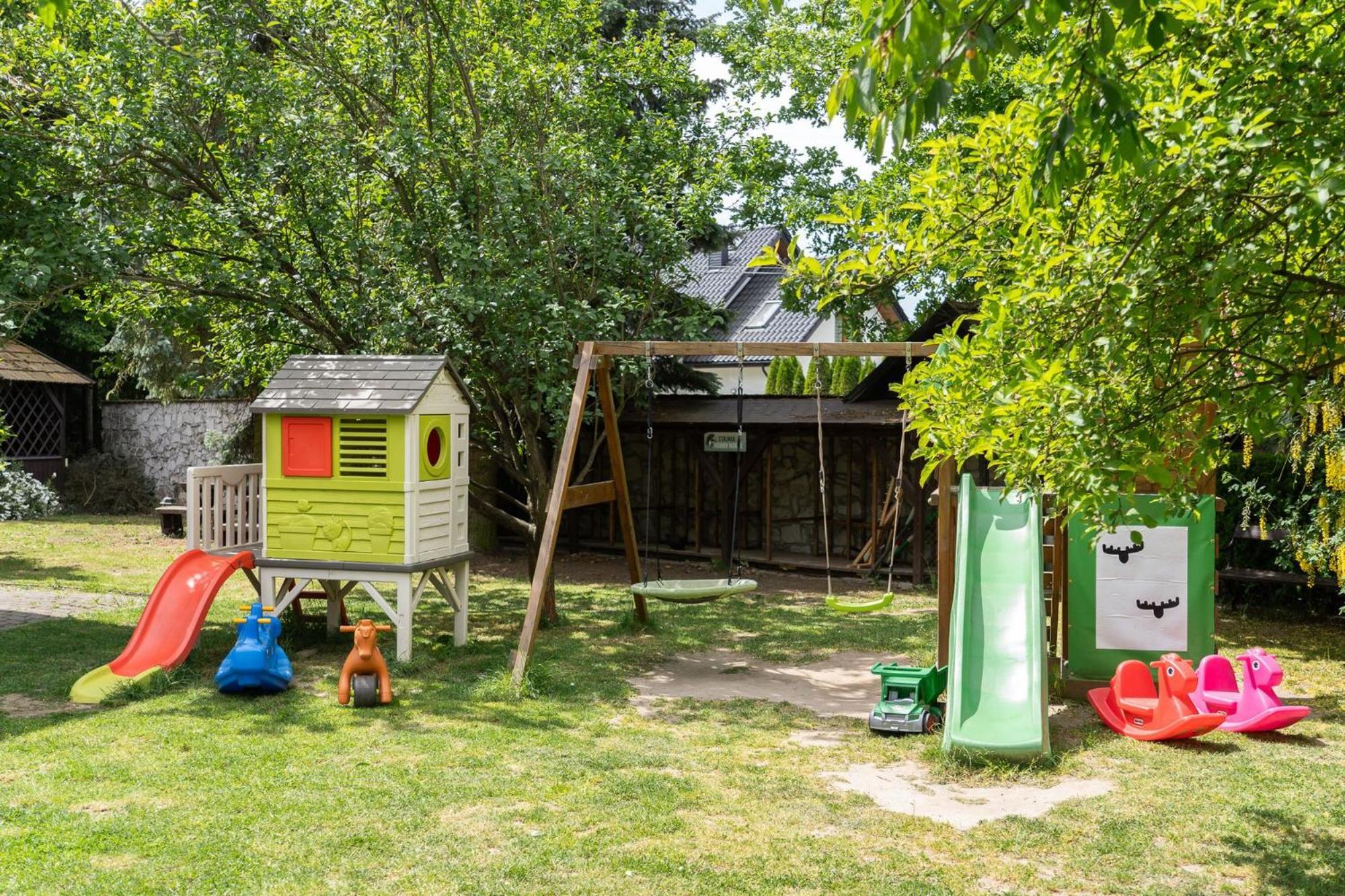 Apartamenty W Dworku Cheval Krakow Exterior photo