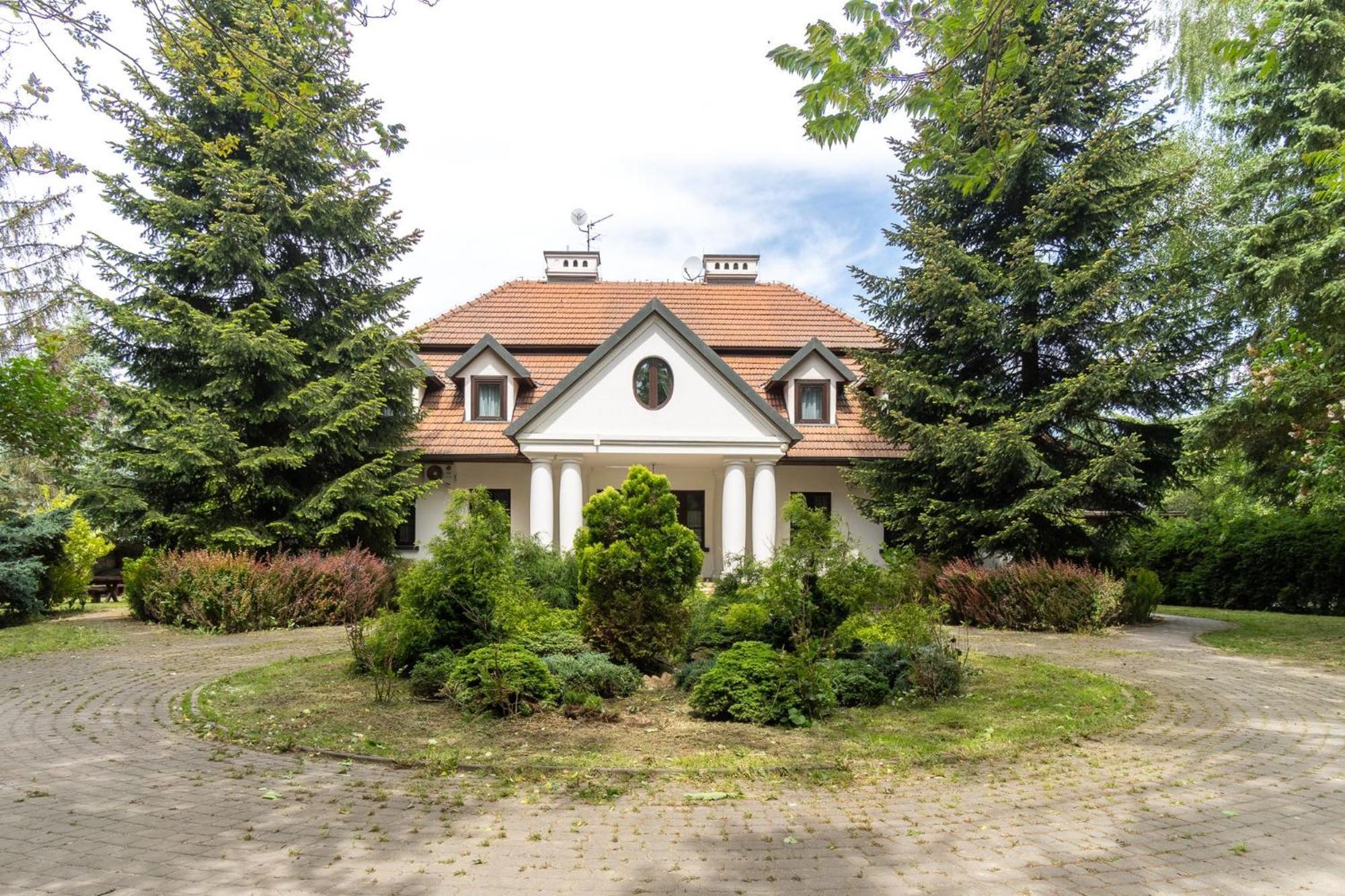 Apartamenty W Dworku Cheval Krakow Exterior photo